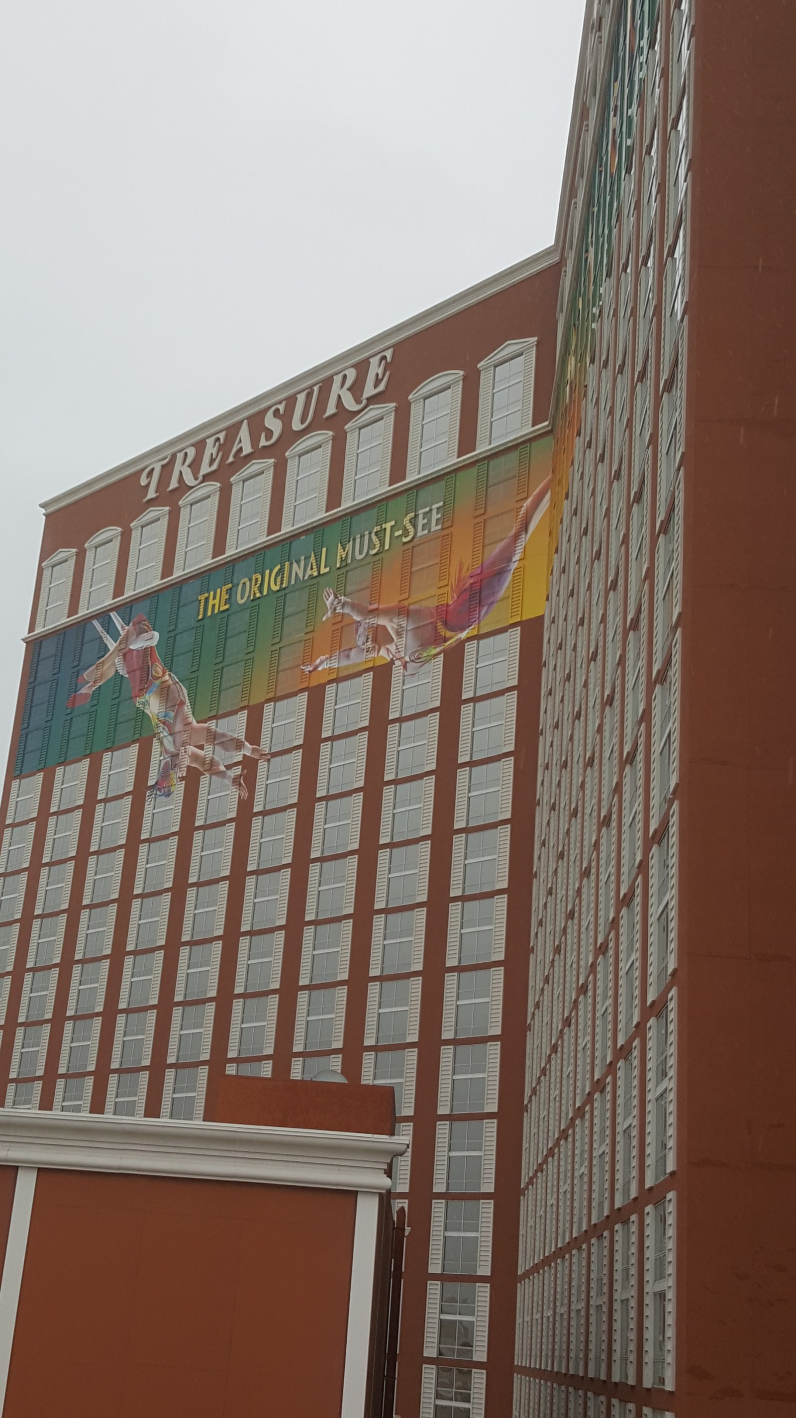 It Does Rain in Las Vegas